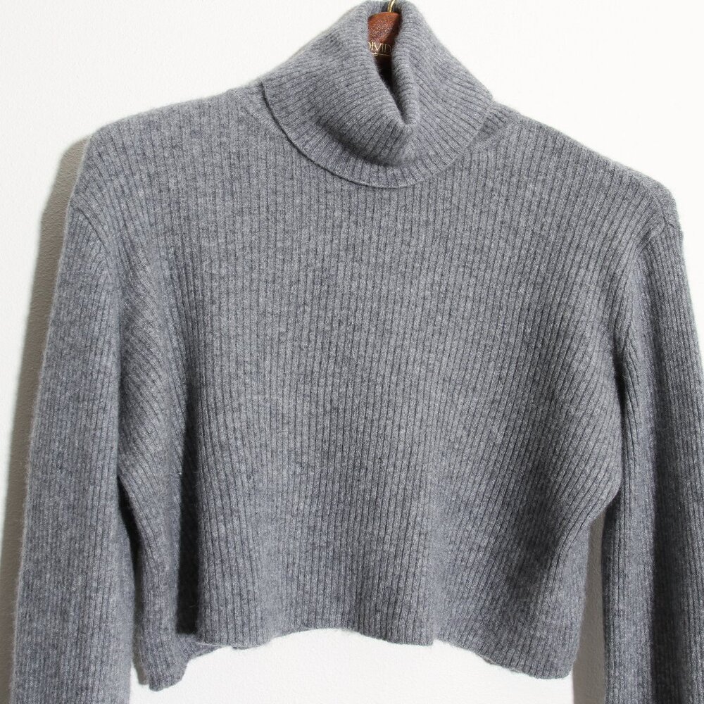 Reformation Luisa Cropped Ribbed Recycled Cashmere-Blend Turtleneck Sweater Gray - Picture 3 of 11